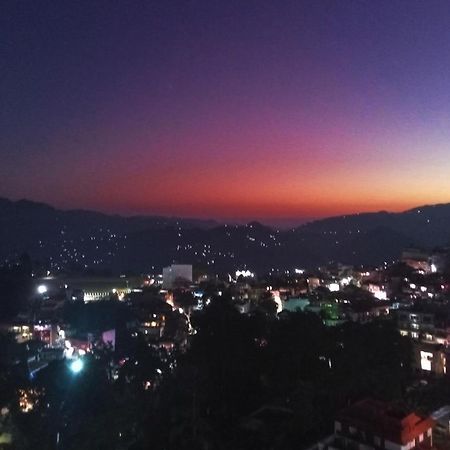 Natures Treat Homestay Tansen Екстер'єр фото