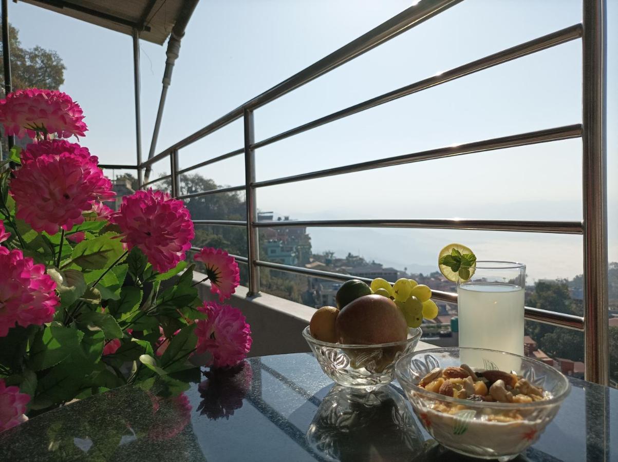Natures Treat Homestay Tansen Екстер'єр фото